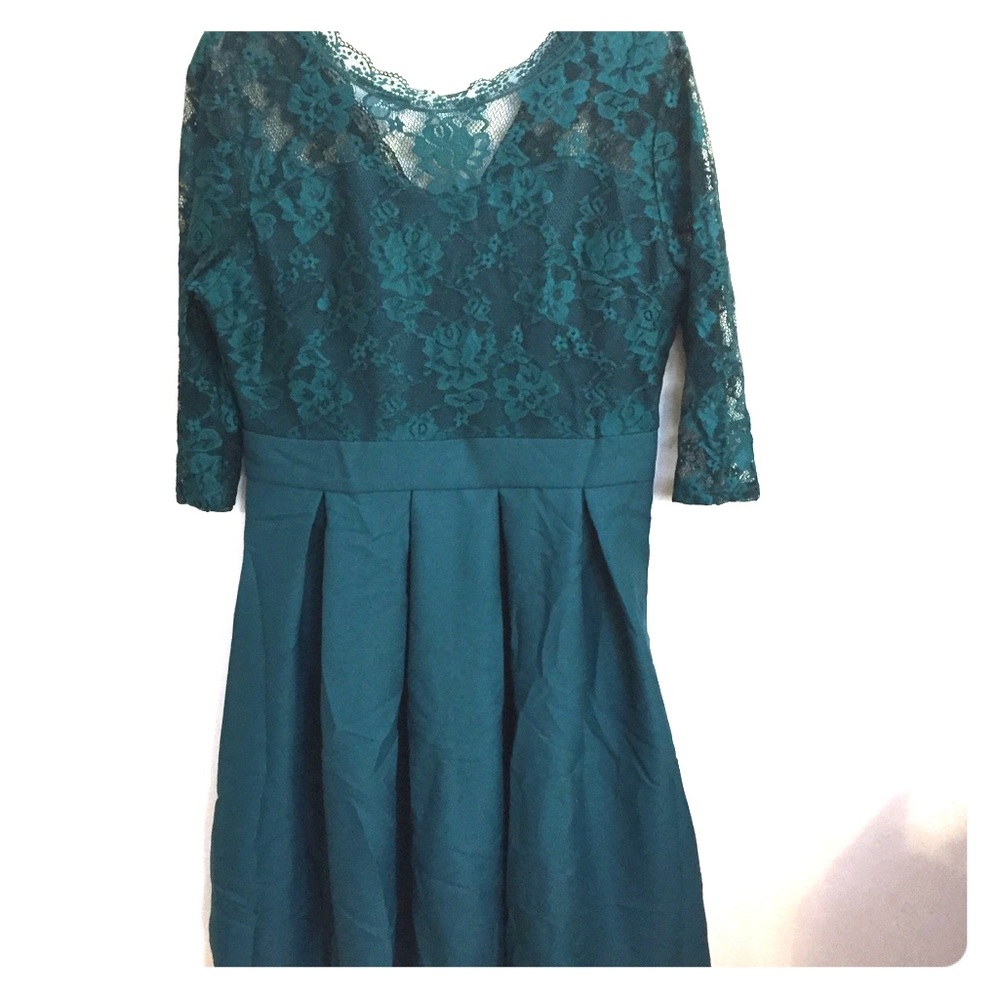 Lace 3/4 sleeve emerald green dress